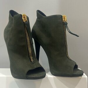 Giuseppe Zanotti Alien Peep Toe Zip Up Heel Black Booties IT 39.5 - Green Suede